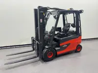 Linde 387 E 25 L-01. Inclusief nieuwe accu (bj 2015)