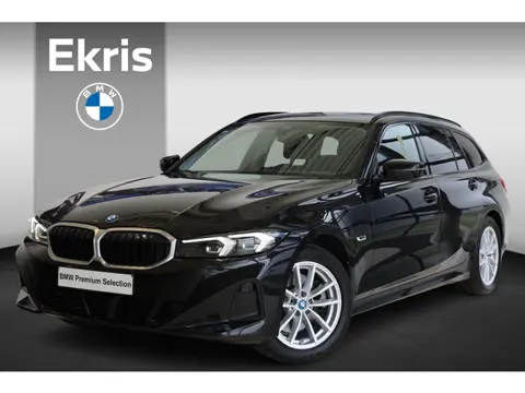 BMW 3 Serie Touring 320e | Sportstoelen | Stoelverwarming | Active Cruise Control