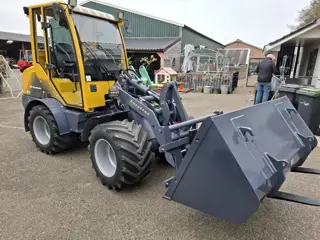 Eurotrac W12-ICF 830 (bj 2026)