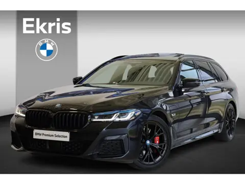 BMW 5 Serie Touring 530e xDrive | M Sportpakket Pro | Panorama Dak | Driving Assistant Professional 