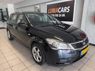 Kia Cee'd 1.4 CVVT X-tra | Airco |apk aanwezig |