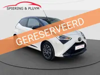 Toyota Aygo 1.0 VVT-i x-play | Bi-Tone | Automaat | CarPlay | Camera!