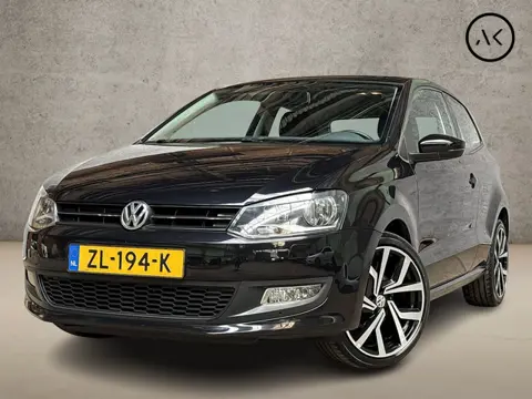Volkswagen Polo 1.2 TSI Sportline (CLIMATE, STOELVERWARMING, LM VELGEN, PARKEERSENSOREN, SPORTSTOELE