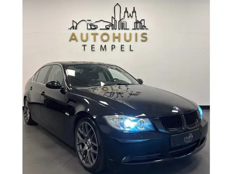 BMW 3-serie 325i High Executive Nap Airco Cruise Stoelverw Climate Leder Led 18Inch