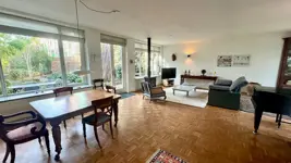 Woning aan de Lange Beestenmarkt te Den Haag