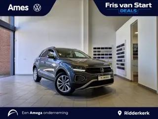 Volkswagen T-Roc Life Edition 1.0 TSI 85 kW / 116 PK SUV 6 versn. Hand | Climatronic | Draadloos App