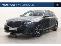 BMW 5 Serie Touring 530e M Sport Automaat / Panoramadak / Trekhaak / Stoelventilatie / M Sportonders