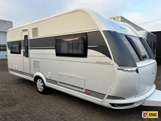 Hobby Excellent 560 CFE met voortent