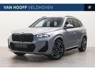 BMW X1 xDrive23i High Executive M Sport Automaat / Trekhaak / Adaptieve LED / Sportstoelen / Head-Up