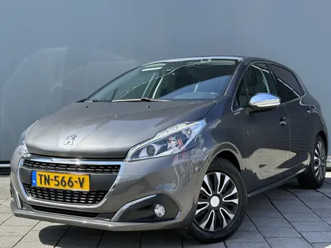 Peugeot 208 BWJ 2018 | 1.2T 111PK Tech Ed. AUTOMAAT | PANO DAK | CLIMA | NAVI | CAMERA A | CARPLAY |
