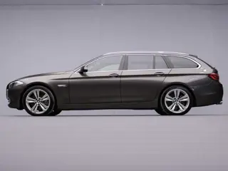 BMW 5-serie Touring 530i Upgrade Edition Sport (PANORAMADAK,NAVI,CAMERA,PDC,ELEKTRISCHE STOELEN,GETI