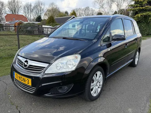 Opel Zafira 2.2 Executive 7-Pers NAVI/LEER/ECC/CRUISE/PDC