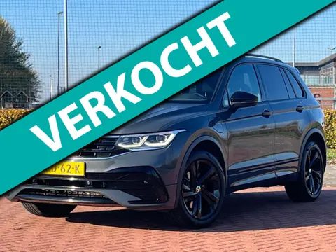 Volkswagen TIGUAN 1.4 TSI PHEV eHybrid 245pk DSG-6 R-Line | Black Style | Easy Open | DCC | Apple Ca