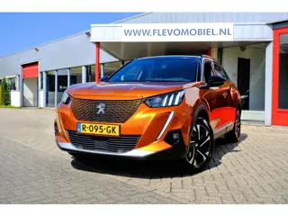 Peugeot E-2008 EV GT 50 kWh Aut. Navi|Half Leder|Cam|Clima|LMV