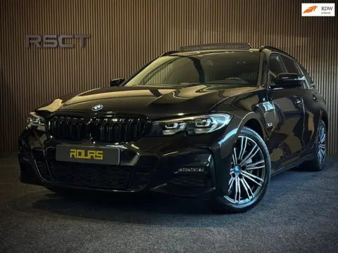 BMW 3-serie Touring BMW 330E Touring M Sport|Pano|Camera|Keyless|Automaat