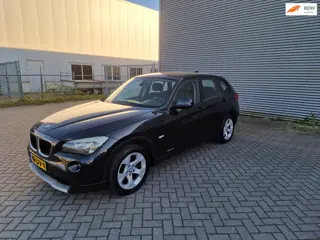 BMW X1 SDrive18i Executive AUT NAVI PSENSOR CRUISE TREKHAAK 2 X SLEUTELS