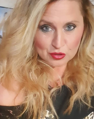 Natte vrouw is op zoek naar jou!!!