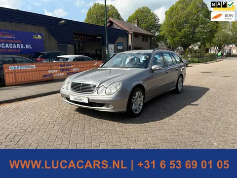 Mercedes-Benz E-klasse Combi 200 K. Avantgarde AUT