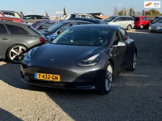 Tesla Model 3 Long Range AWD 75 kWh 1e Eig Vol Optie Nieuwe Banden Grote Beurt Winterbanden