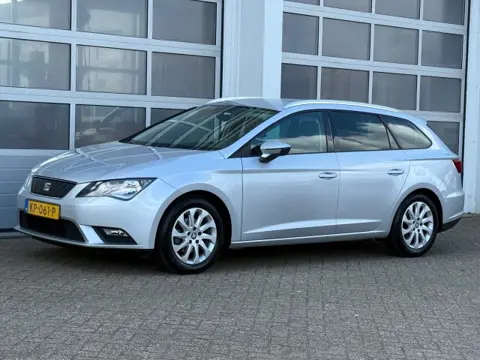 SEAT LEON 1.0 TSI 116PK Style Connect Navi Clima Cruise Pdc Keurige auto!