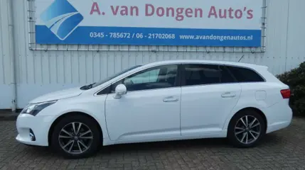 TOYOTA AVENSIS 1.8 VVTI Dynamic,Navi,Led,Camera,Trhaak,Stoelverw
