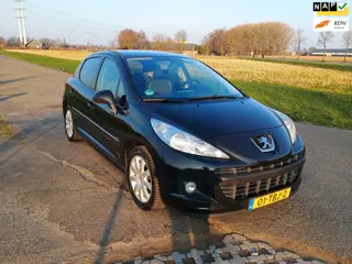 Peugeot 207 1.6 VTi Sportium