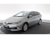 Toyota Auris Touring Sports 1.8 Hybrid Executive | Stoelverwarming | Navi