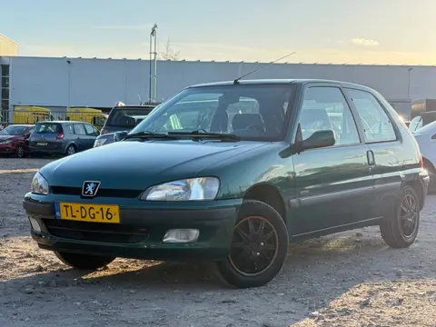 Peugeot 106 1.1 Accent/ LAAG KM/ GREEN