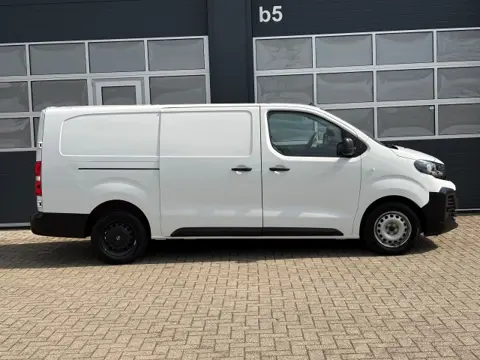 OPEL VIVARO 2.0 144PK L3 Automaat / Virtual / Carplay / Camera / Cruise / Airco / Navi / Bluetooth