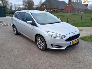 Ford Focus Wagon 1.0 Titanium Edition
