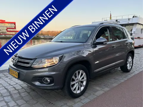 Volkswagen Tiguan 1.4 TSI Sport&Style 4motion R-line Edition 4x4 Airco/ECC Pano Navi Trekhaak