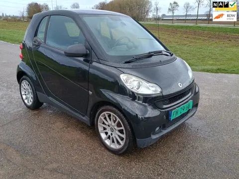 Smart Fortwo coupé 0.8 CDI Passion SUPER ZUINIG!!