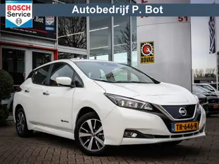 Nissan Leaf Acenta 40 kWh . (bj 2018, automaat)