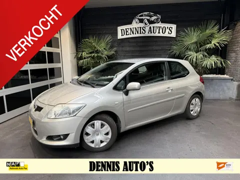 Toyota Auris 1.6-16V Sol
