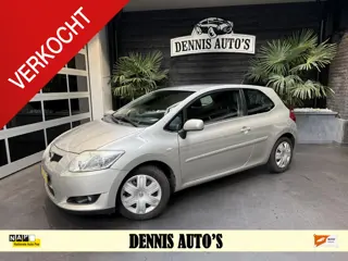 Toyota Auris 1.6-16V Sol