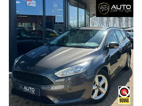 Ford Focus Wagon 1.0 Trend Edition | Dealeronderhouden | NL AUTO | Nette Staat | Trekhaak | Airco | 