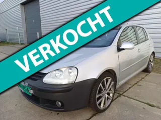 Volkswagen Golf V 1.9 TDI Tour