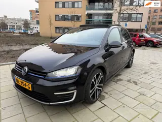Volkswagen Golf 1.4 TSI GTE | PANO | LEER | FULL OPTIONS