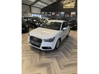 Audi A1 1.2 TFSI Ambition CRUISE,STOELVERWARMING,NAVIGATIE