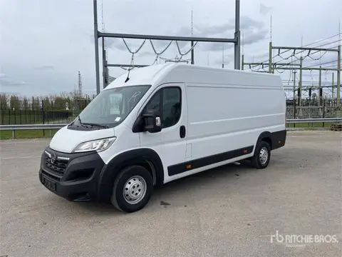 Opel Movano 2.2 103 KW KA L4H2 (bj 2022)