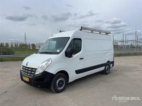 Renault Master 2.3DCI (bj 2013)