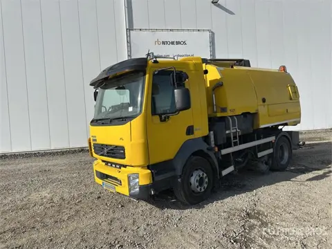 Volvo FL260 (bj 2010)