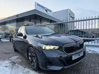 BMW 5 Serie Touring 520i M Sport Pro Pano-Dak | Harman Kardon | Iconic Glow | Driving Assistant plus