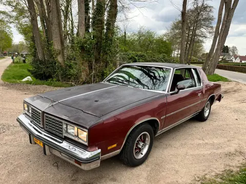 Oldsmobile CUTLASS CALAIS