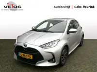Toyota Yaris 1.5 Hybrid Dynamic Navi Pdc V+A (bj 2021)