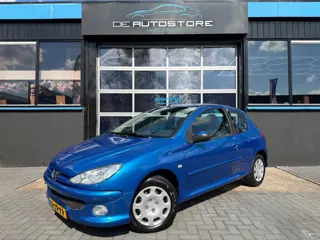 Peugeot 206 1.4 Forever Airco 2de Eig 124 Dkm Zeer Nette Auto !!!