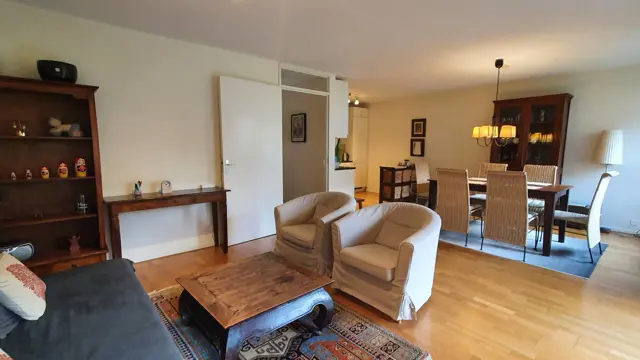 Woning aan de Laan van Meerdervoort te Den Haag