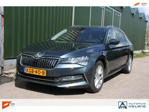 Skoda Superb Combi 1.4 TSI iV Business Edition Plus, CLIMA, NAVIGATIE, CAMERA, TREKHAAK,VIRTUEEL DAS