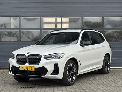 BMW IX3 HIGH EXECUTIVE 80 KWH I M-SPORT I 100% SOH I SCHUIF/KANTELDAK I SHADOW LINE PACK