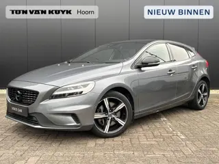 Volvo V40 2.0 T4 Business Sport Panorama dak / leer / park assist camera / Navigatie / stoelverwarmi